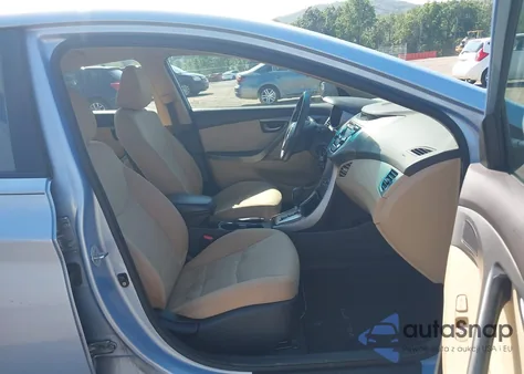 2013 Hyundai Elantra Gls z USA, uszkodzony, nr VIN KMHDH4AE6DU751951